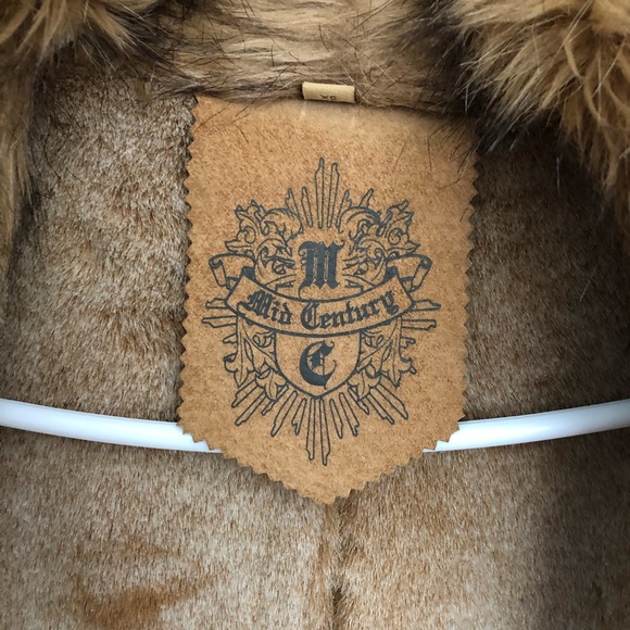 Victoria’s Secret faux fur leather coat - Picture 4 of 8